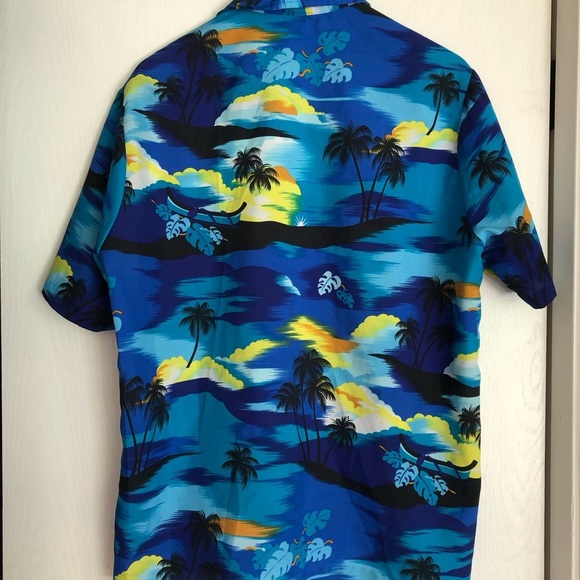 Vintage Royal Creations Hawaii Men's Hawaiian Shirt Aloha Beach  Button-Front - Picture 3 of 11